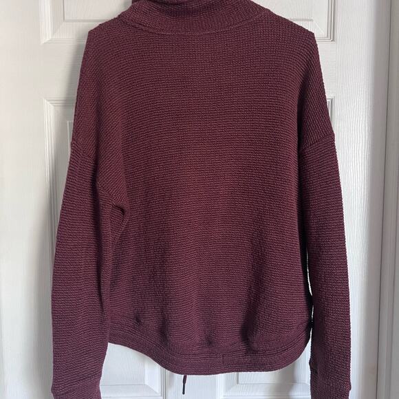 Sweaty Betty Athletic Sweatshirt in Black Cherry NWT Small size 6 small meidum - Picture 11 of 11